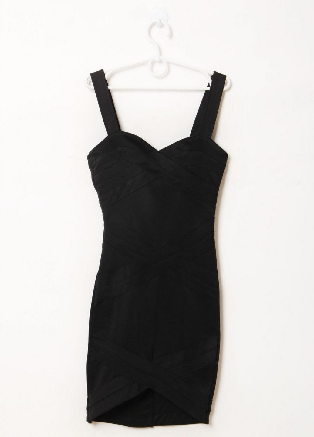 Черное платье Divided