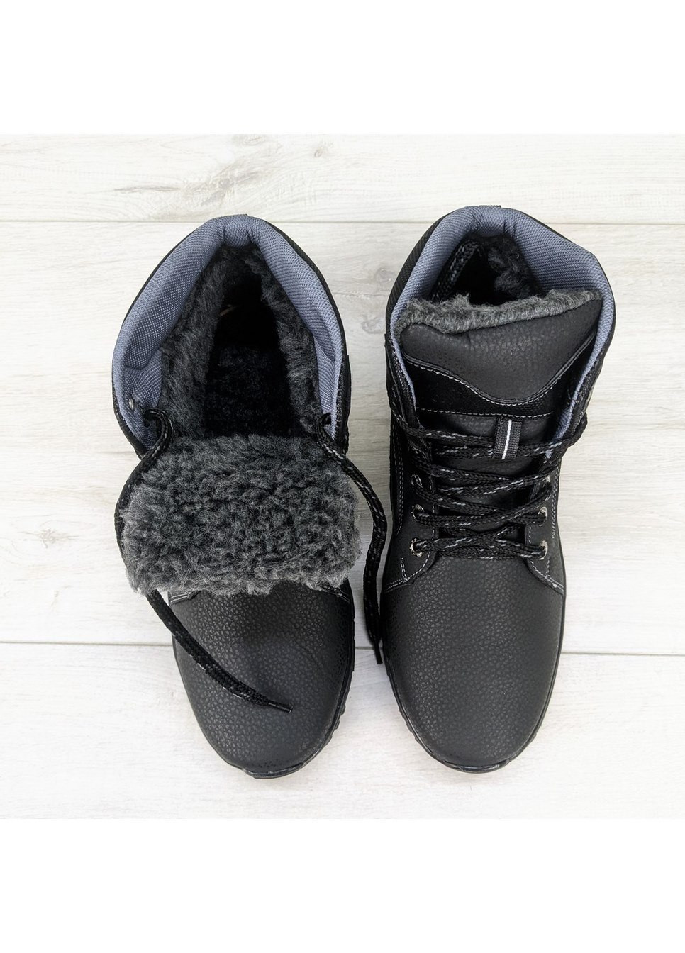 Черные зимние ботинки мужские зимние спортивного стиля Yulius