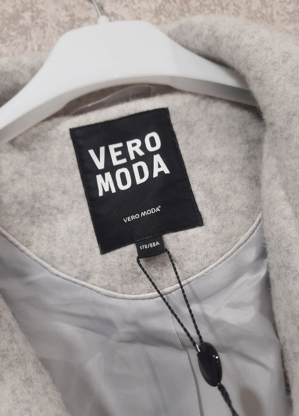 Серое Пальто Vero Moda