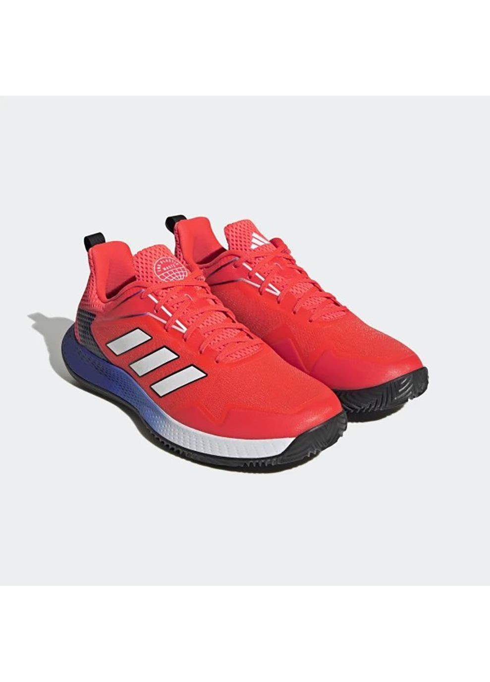 Красные демисезонные кросcовки муж. defiant speed clay красный adidas