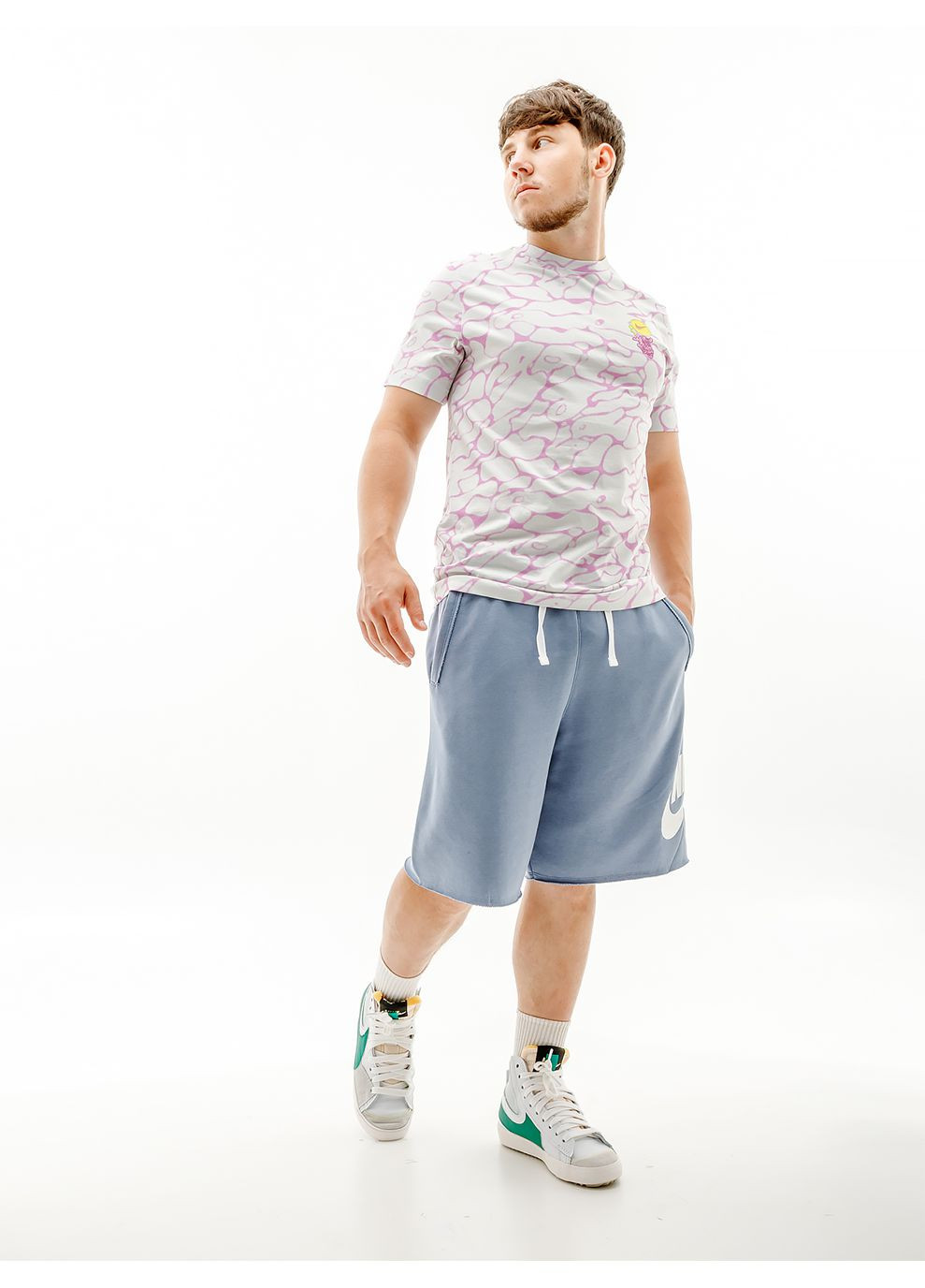 Комбинированная мужская футболка m nsw tee beach party aop комбинированный Nike