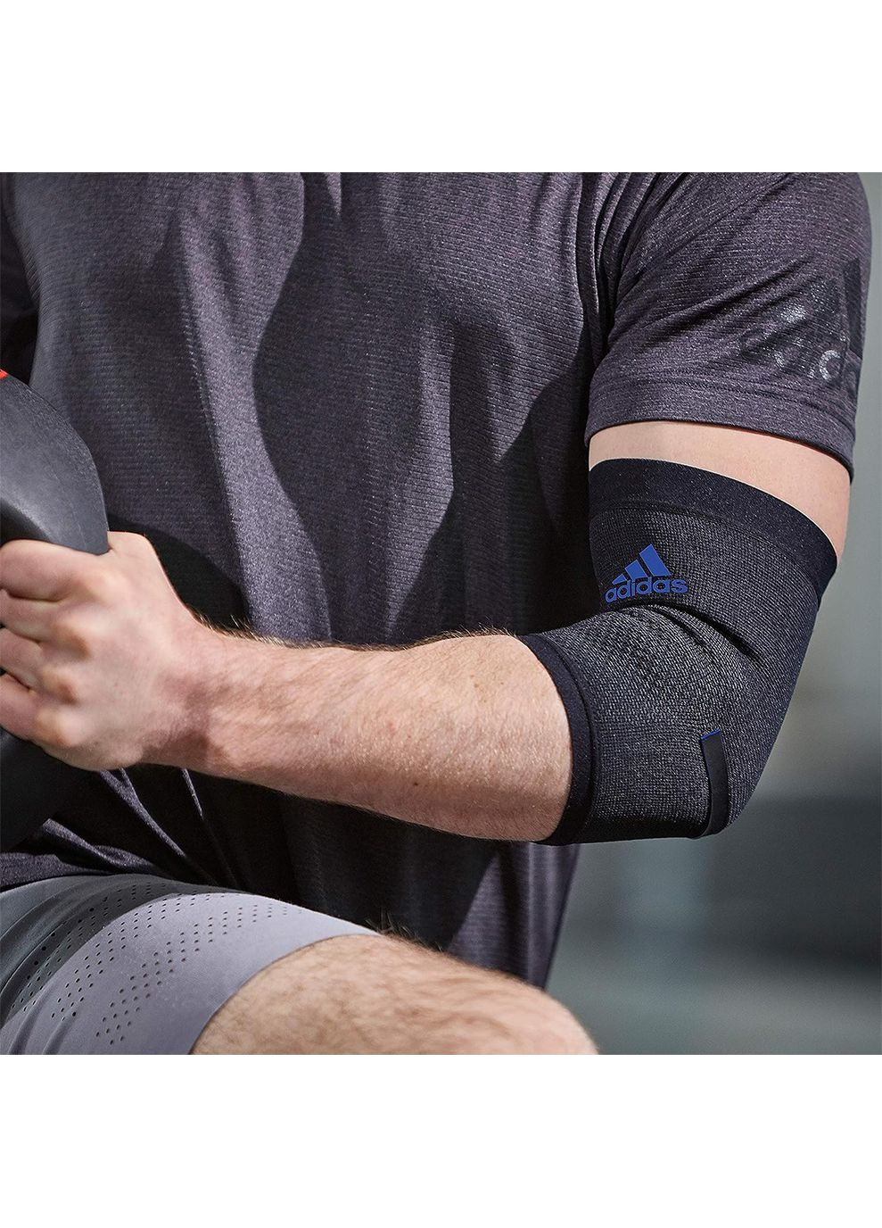 Фіксатор ліктя Performance Elbow Support чорний,синій Уні adidas (268831718)