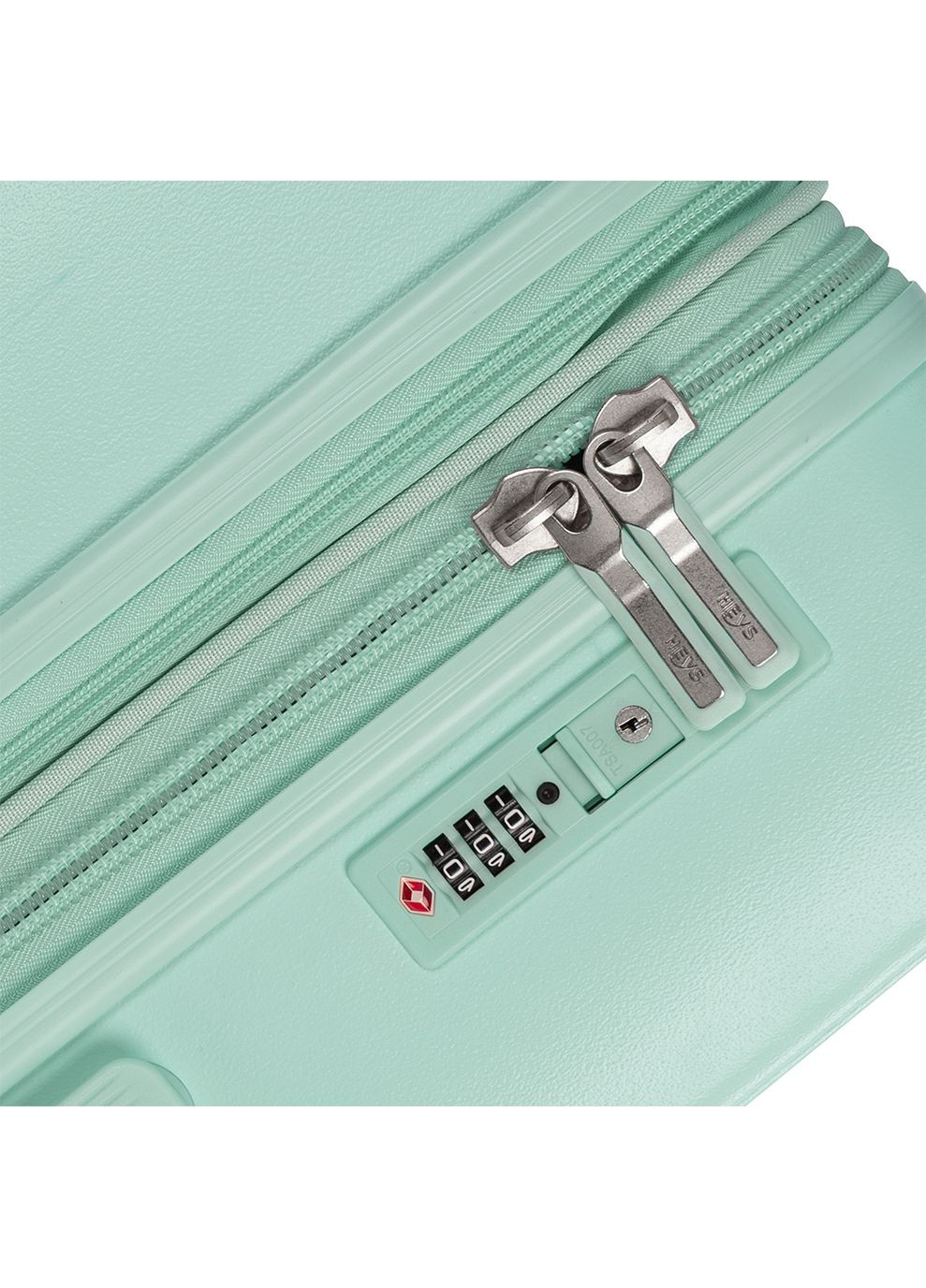 Валіза Pastel Mint Heys (268832945)