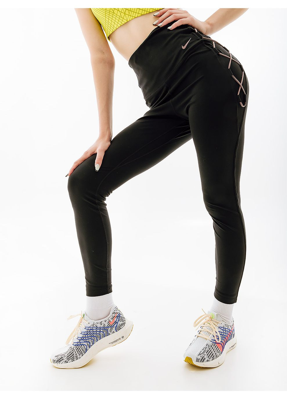 Черные демисезонные женские леггинсы w nk one df hr 7/8 tight nvlty черный Nike