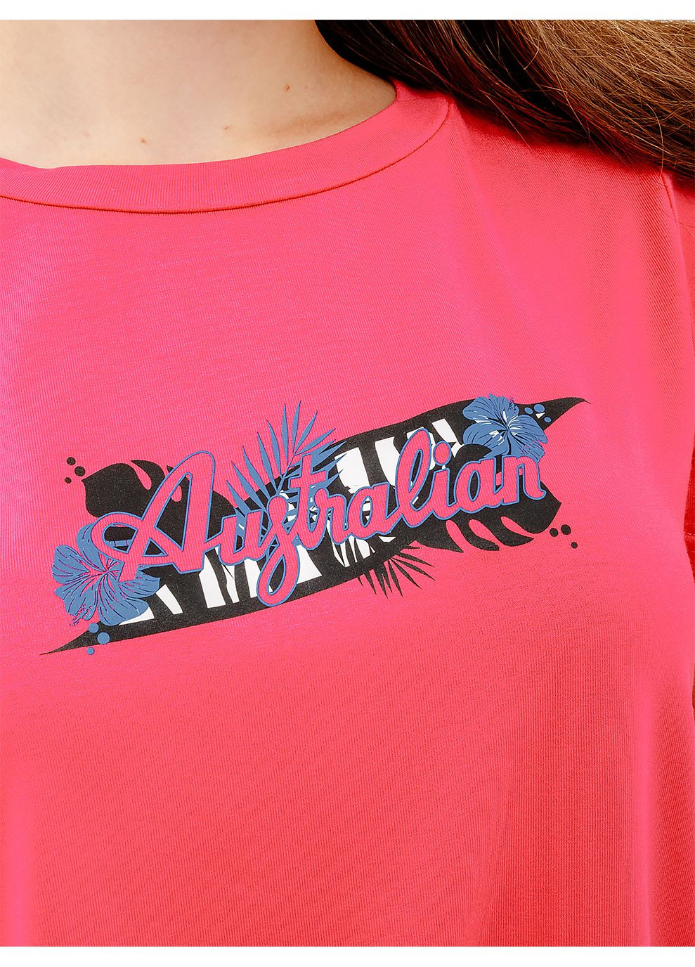 Розовая летняя женская футболка logo flowers tee jersey v розовый Australian
