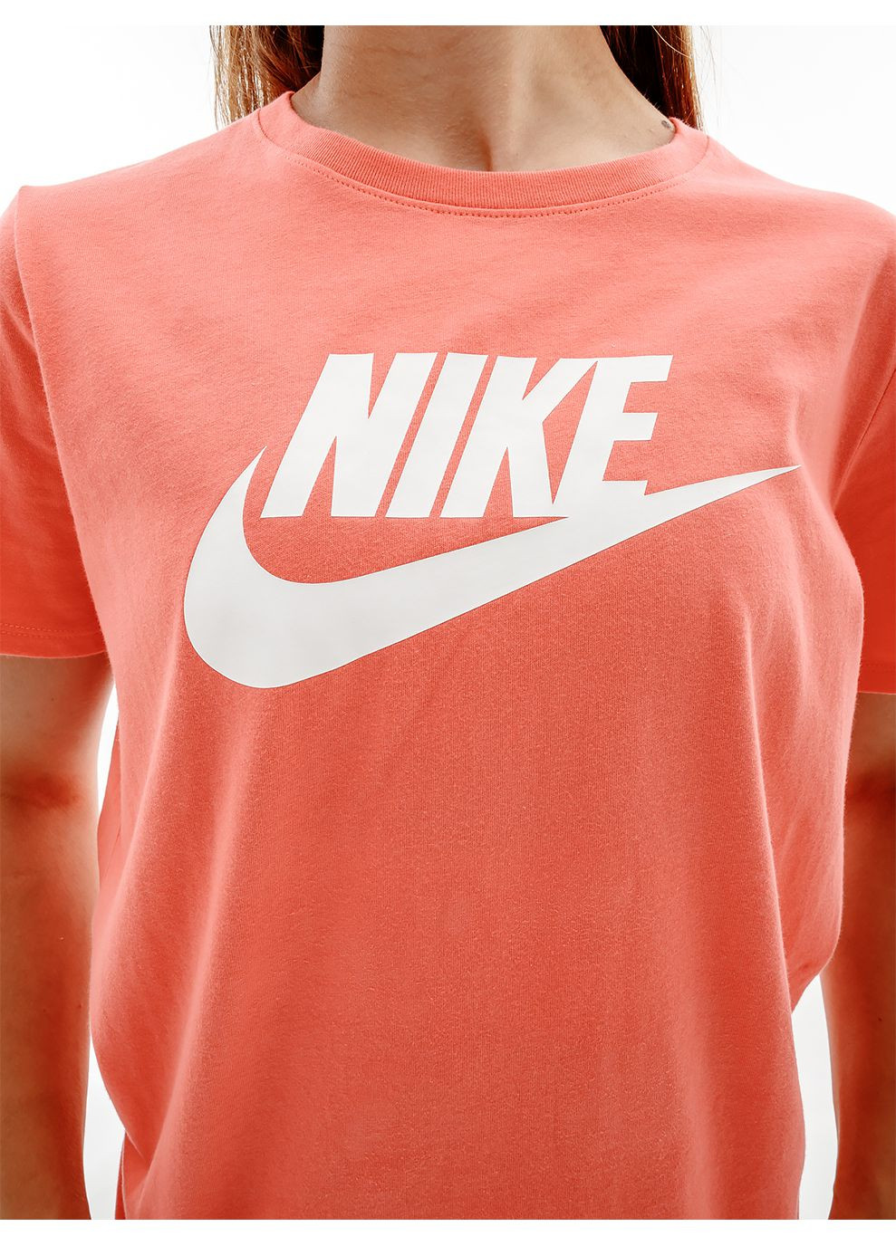 Рожева літня жіноча футболка w nsw tee essntl icn ftra рожевий Nike