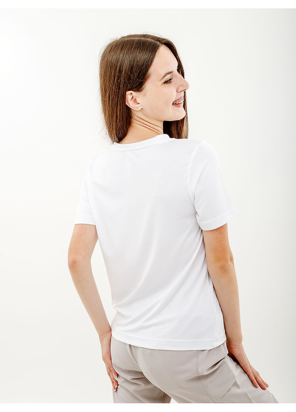 Біла літня жіноча футболка logo flowers tee jersey v білий Australian