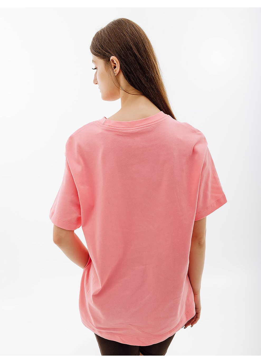 Розовая летняя женская футболка w nsw tee air bf розовый Nike