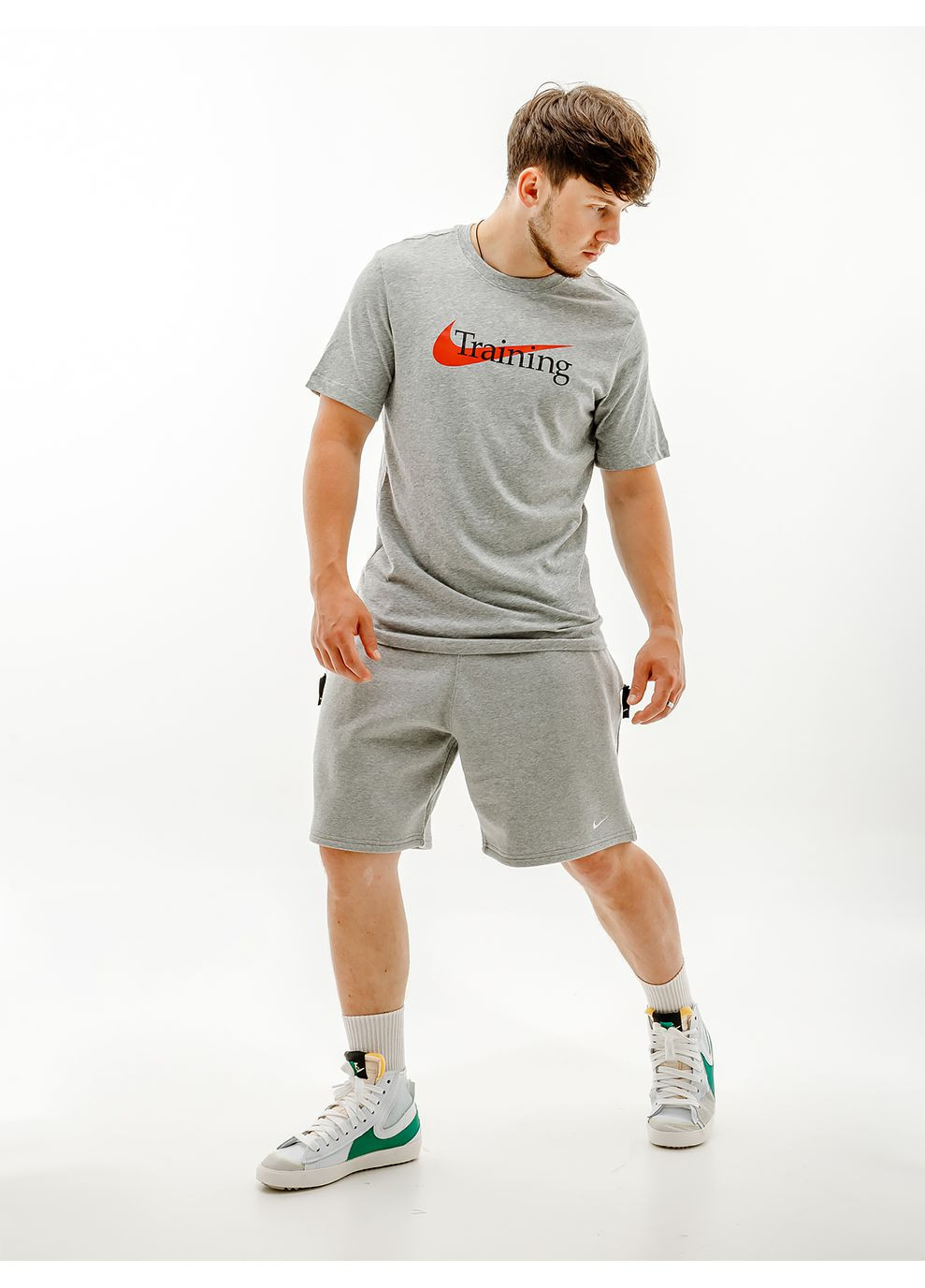 Сіра чоловіча футболка m nk dfc tee sw training сірий Nike