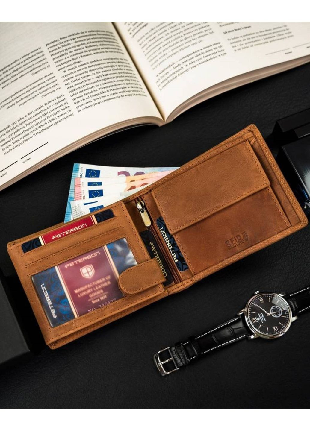 Шкіряне чоловіче портмоне Peterson (269266693)