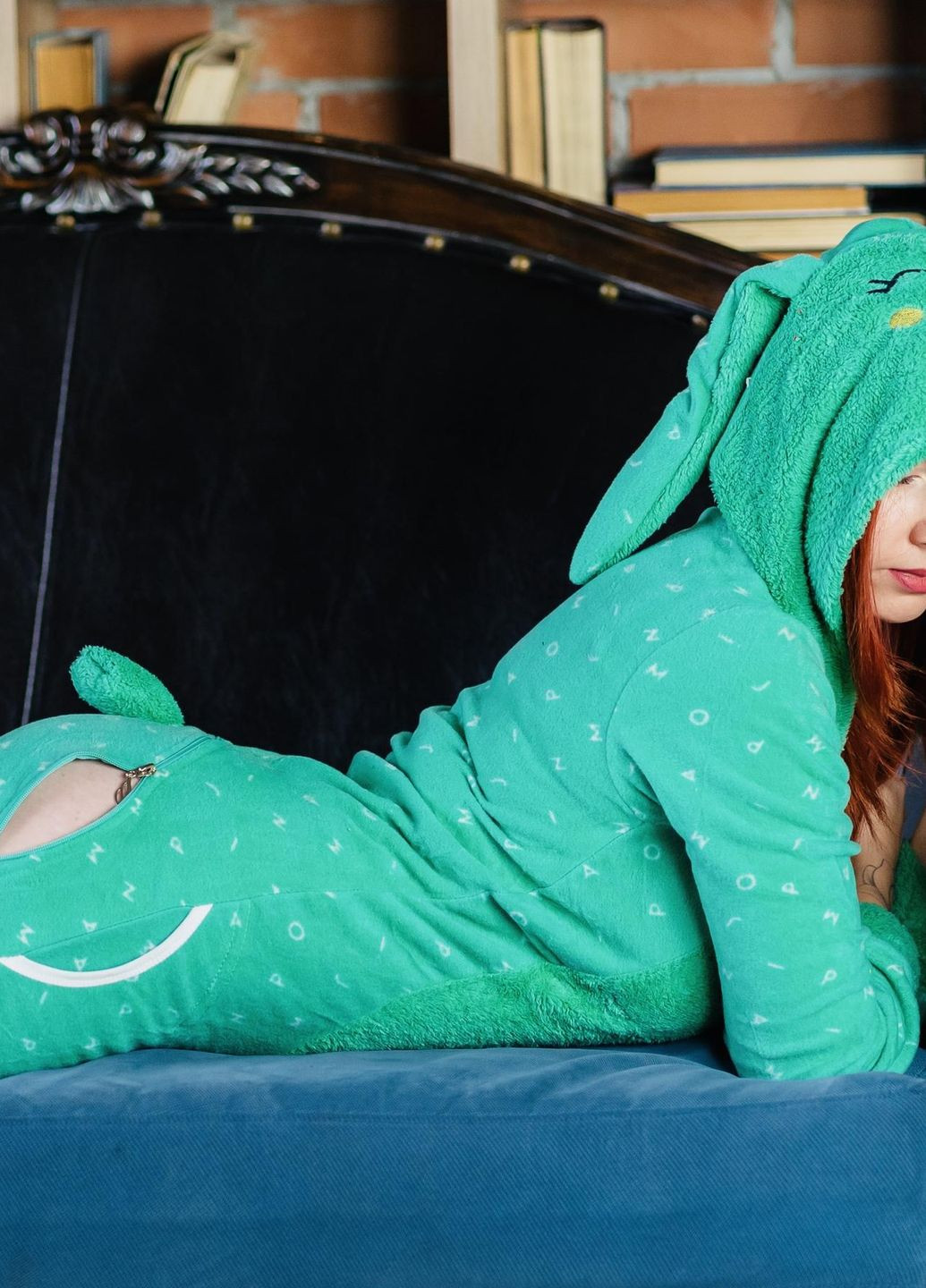 Светло-зеленая зимняя пижама комбинезон Pijamoni Попожама зайчик (комбінезон з карманом на попі, піджамоні) - кигурумі