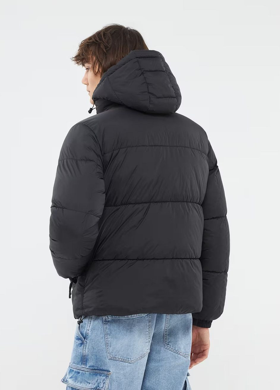 Чорна демісезонна куртка чол Terranova
