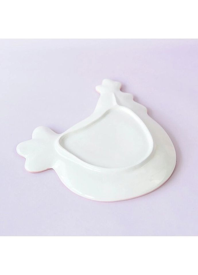 Тарелка керамическая Курица Пасха 6791 23х20 см розовая No Brand (269252271)