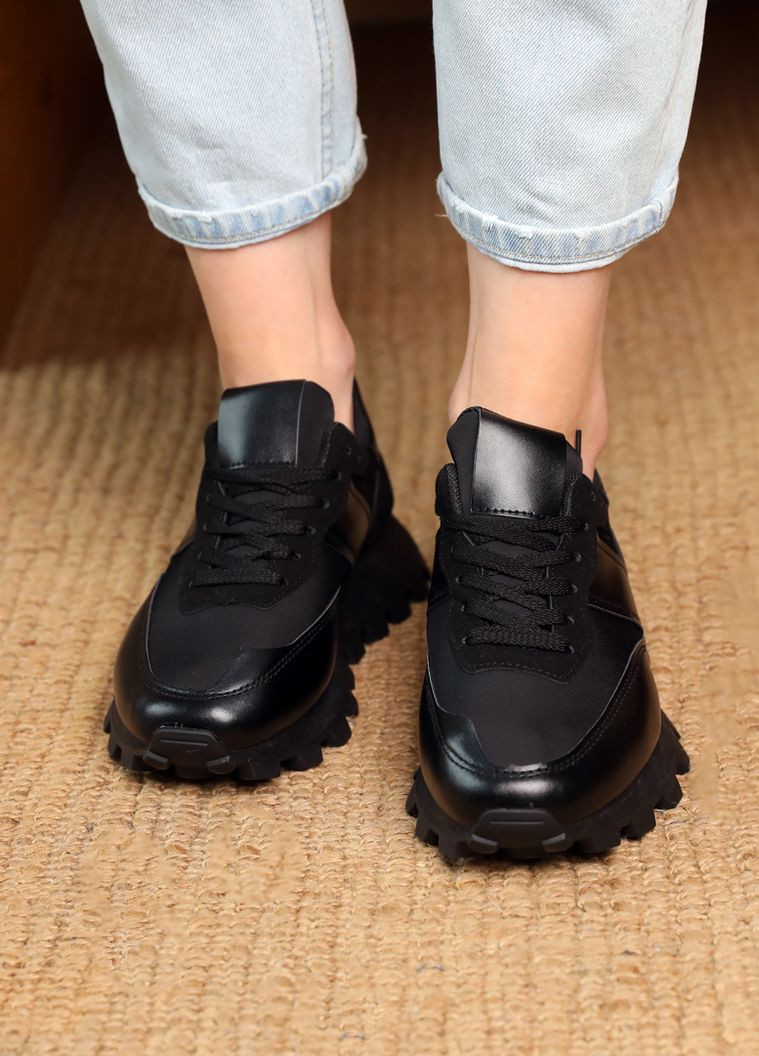 Черные демисезонные кроссовки женские ITTS