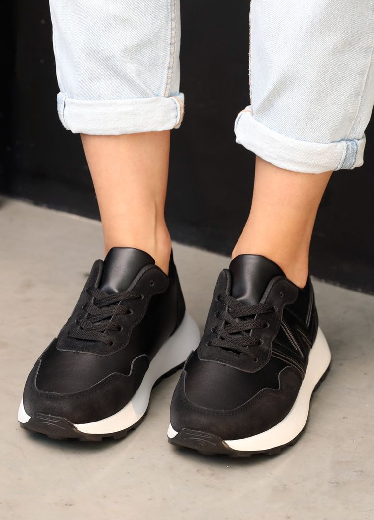 Черные демисезонные кроссовки женские AESD