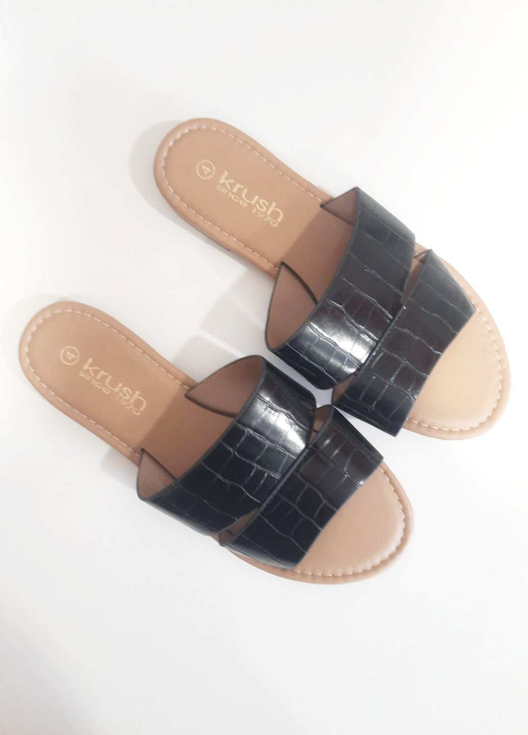 Черные шлепанцы Krush