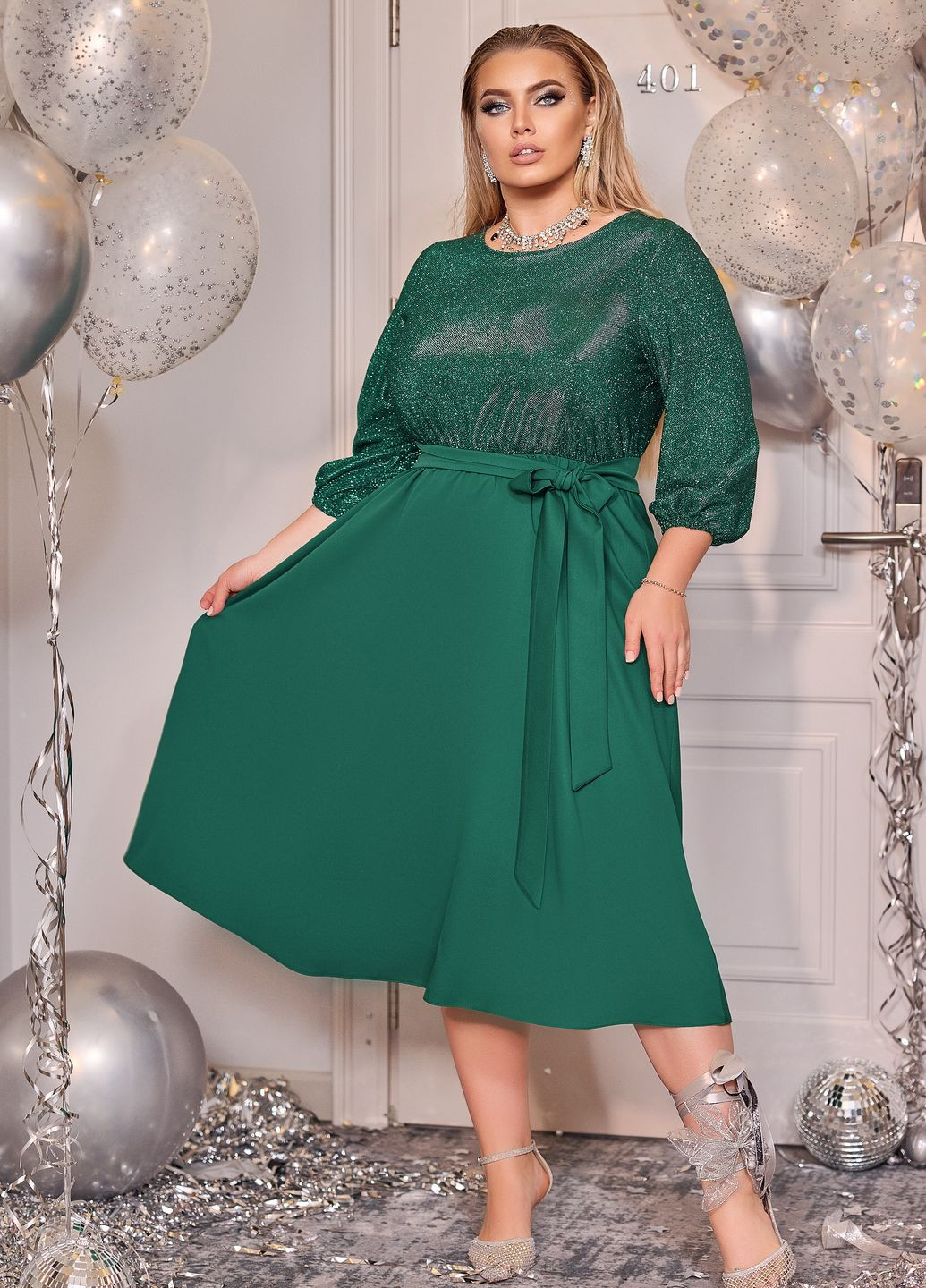 Зеленое праздничный праздничное платье с поясом а-силуэт No Brand однотонное