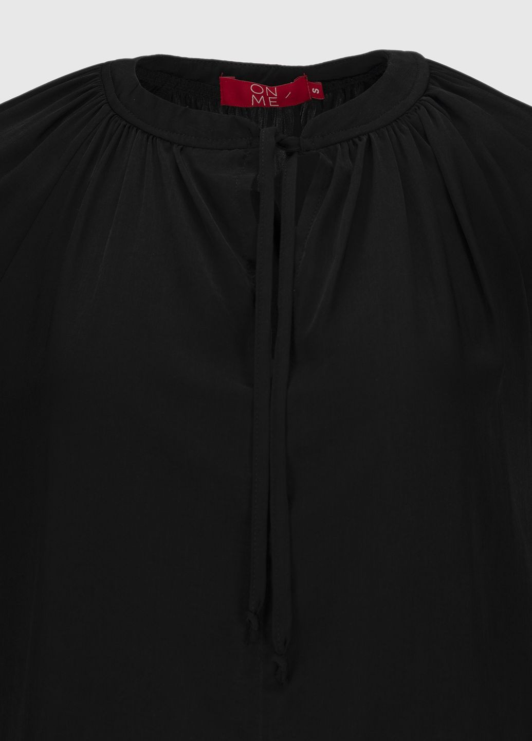 Черная демисезонная блуза LAWA