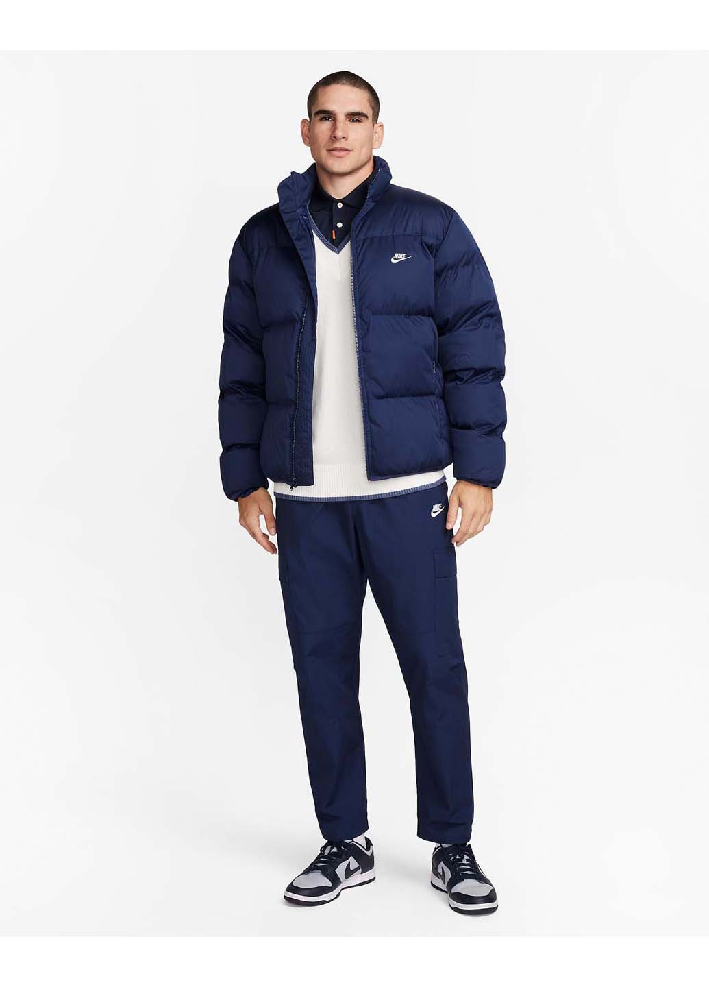 Темно-синя демісезонна куртка sportswear club puffer Nike