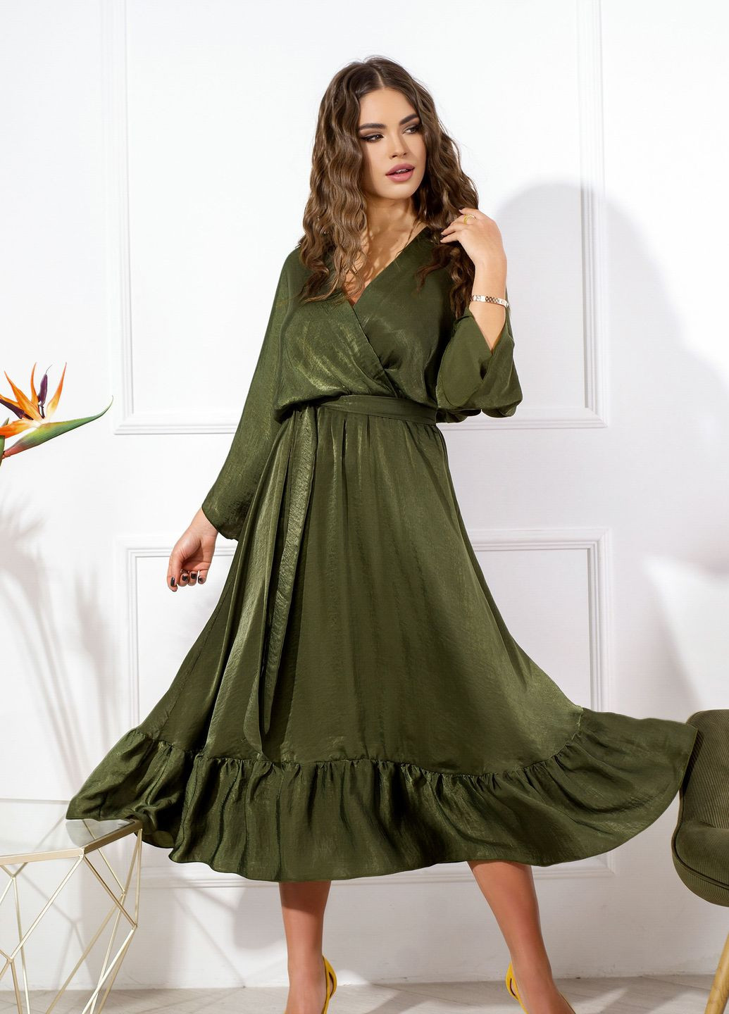 Оливковое (хаки) праздничный шолковое платье No Brand однотонное