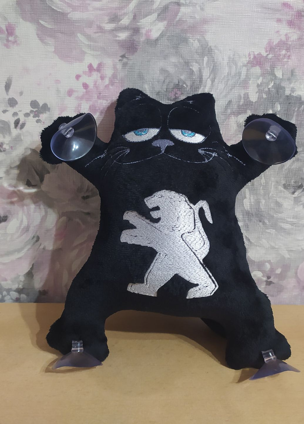 Игрушка кот Саймона в машину 24 см c вышивкой (01584) No Brand peugeot (269803008)