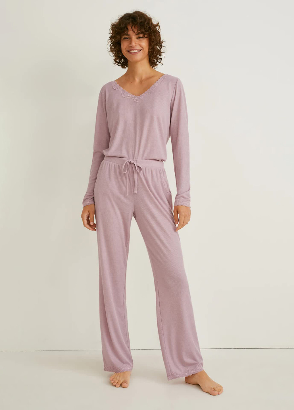Розовая всесезон пижама в рубчик (лонгслив, штаны) C&A