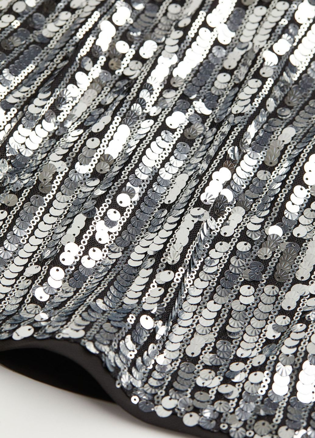 Срібна святковий сукня з паєтками H&M однотонна