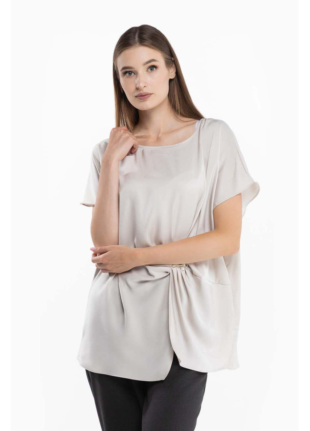 Бежевая блузка Esay