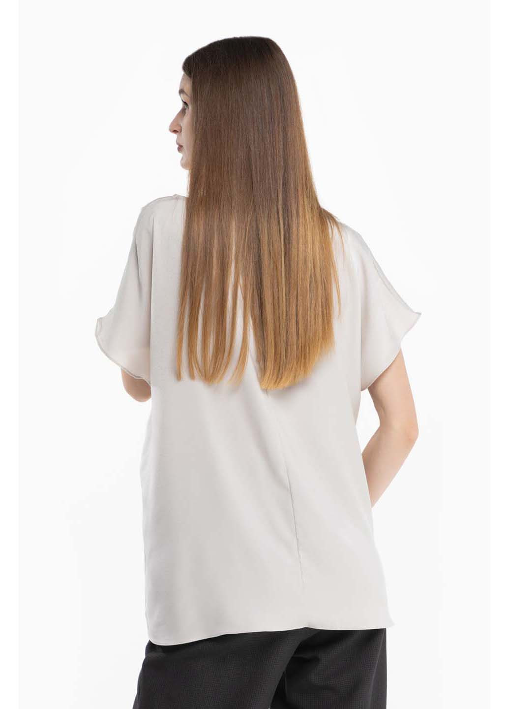 Бежевая блузка Esay