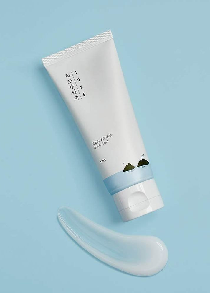 Зволожуюча нічна маска 1025 Dokdo Sleeping Pack 100 ml Round Lab (270015924)