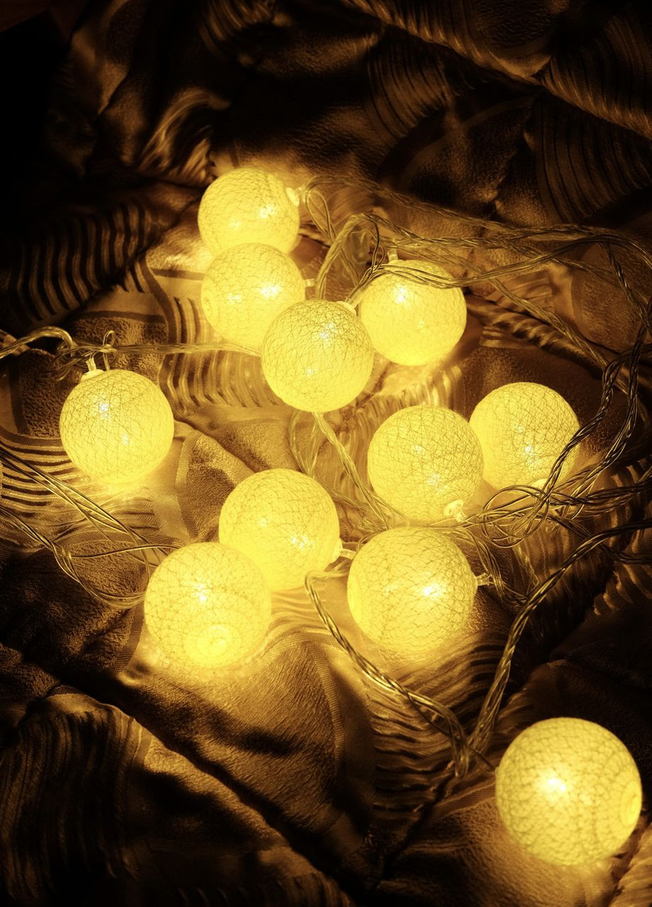 Гірлянда кульки бавовняні білі 10 LED 150см на батарейках білий теплий (жовтий, золотий) 10 кульок, прозорий провід Po Fanu (270091684)