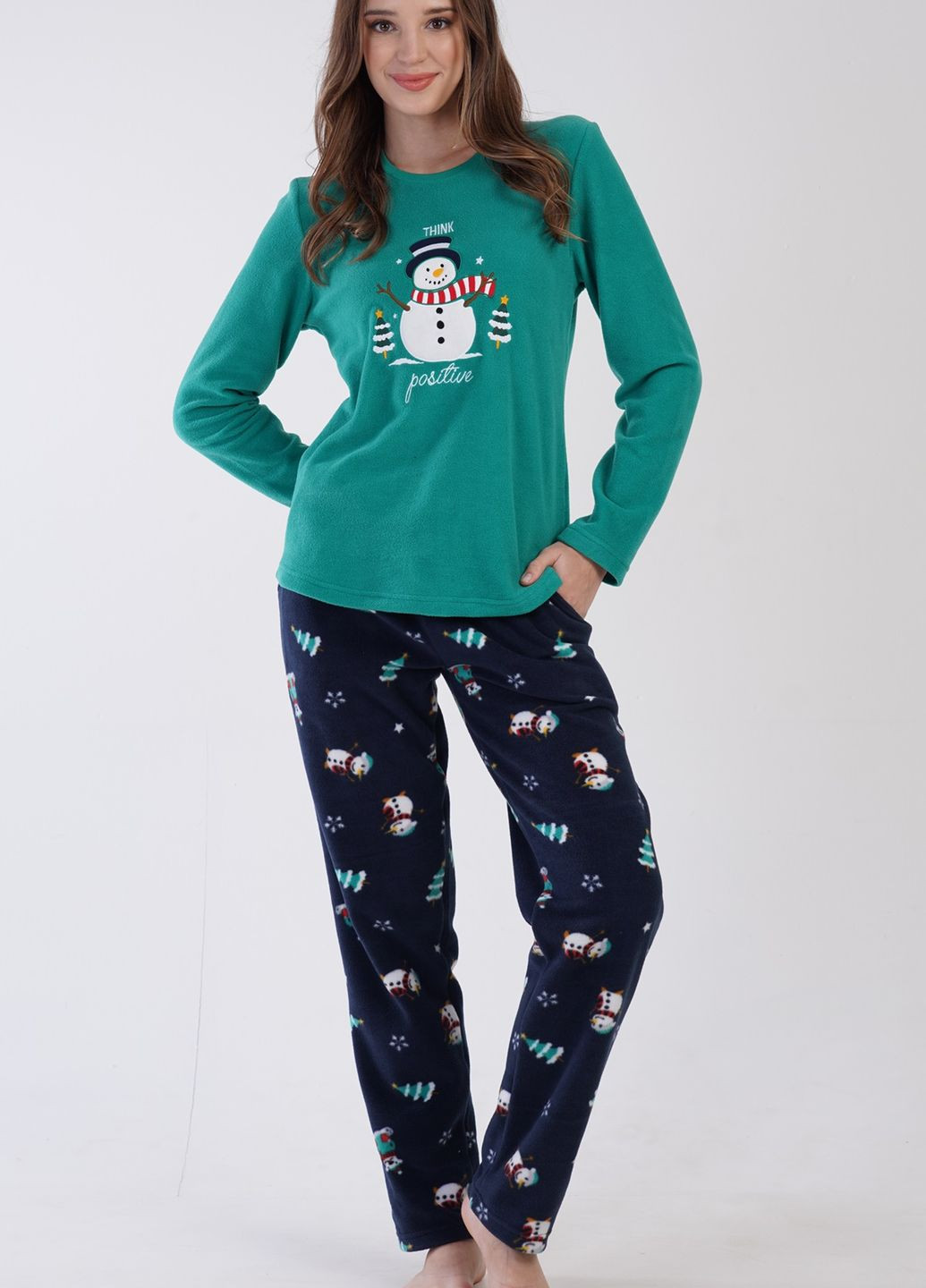 Зеленая зимняя пижама женская флисовая (лонгслив, штаны) лонгслив + брюки Vienetta
