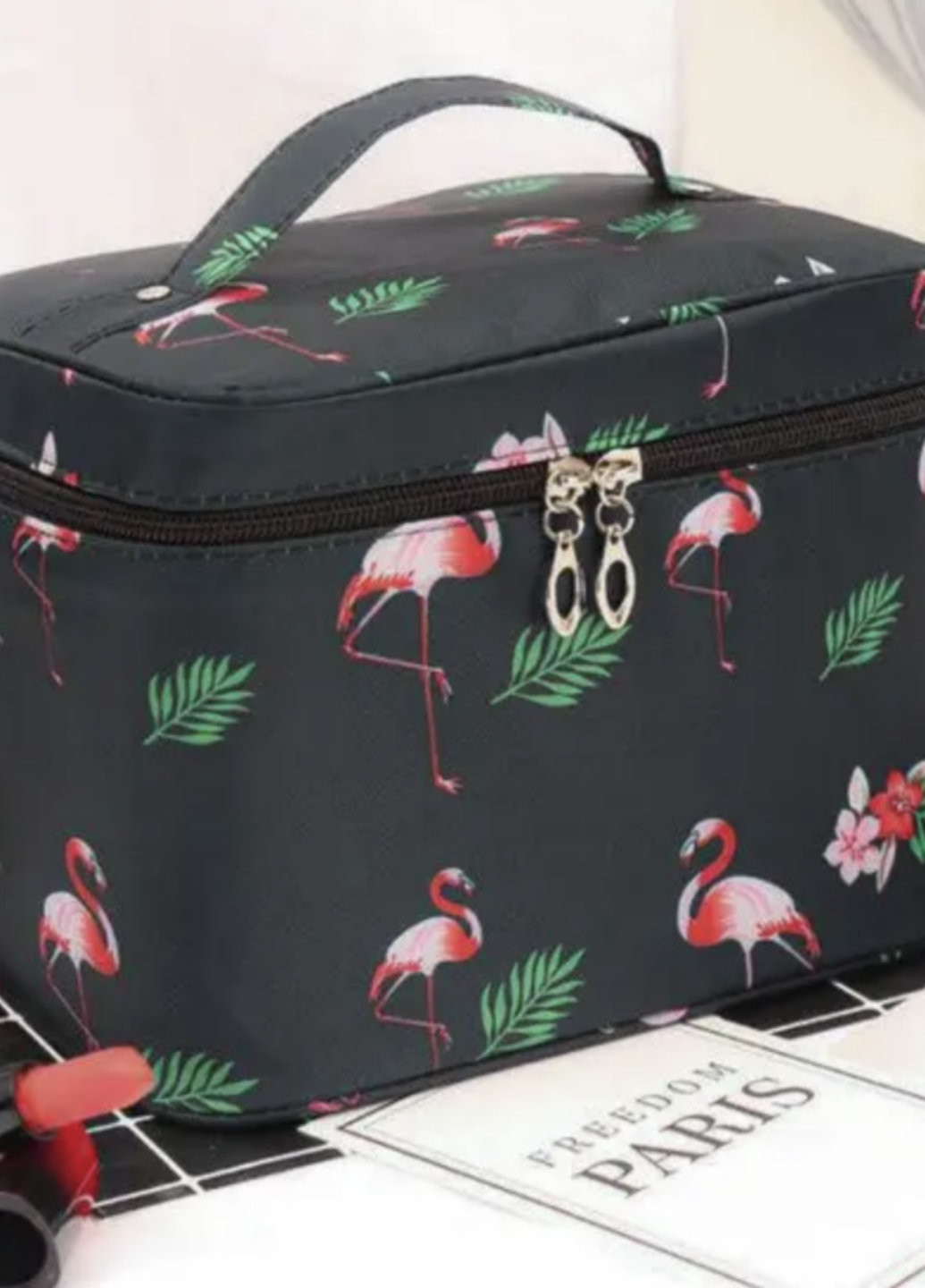 Косметичка дорожная женская Big Фламинго Travel bag 21 х 14 х 14 см черный No Brand (270363788)