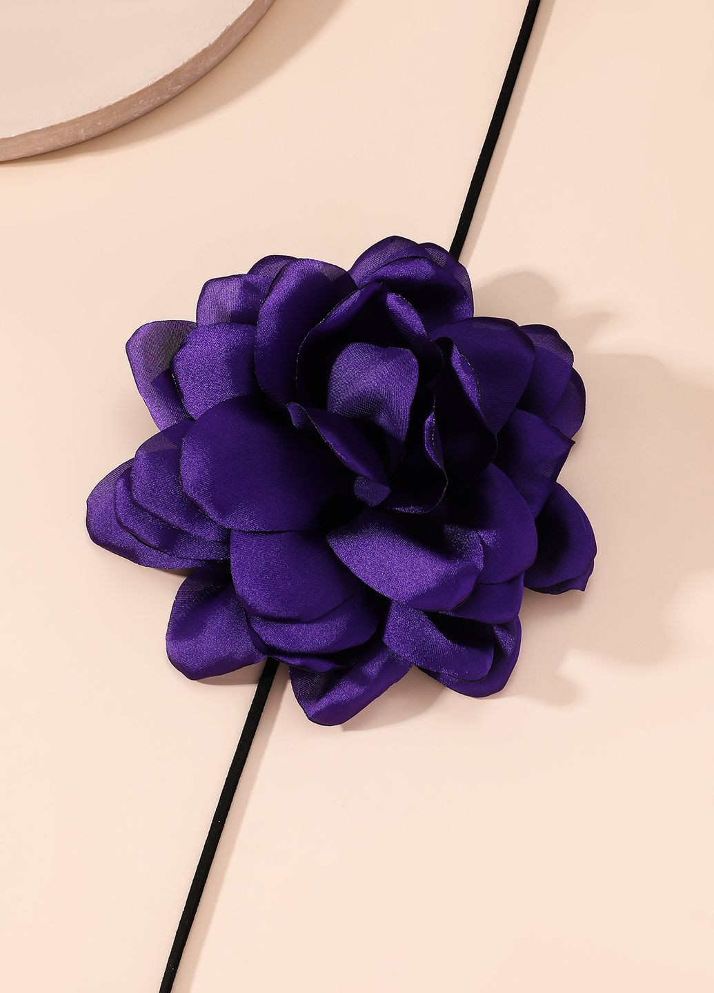 Чокер на шею Пион фиолетовый из атласа на замшевом шнурке No Brand (270365613)