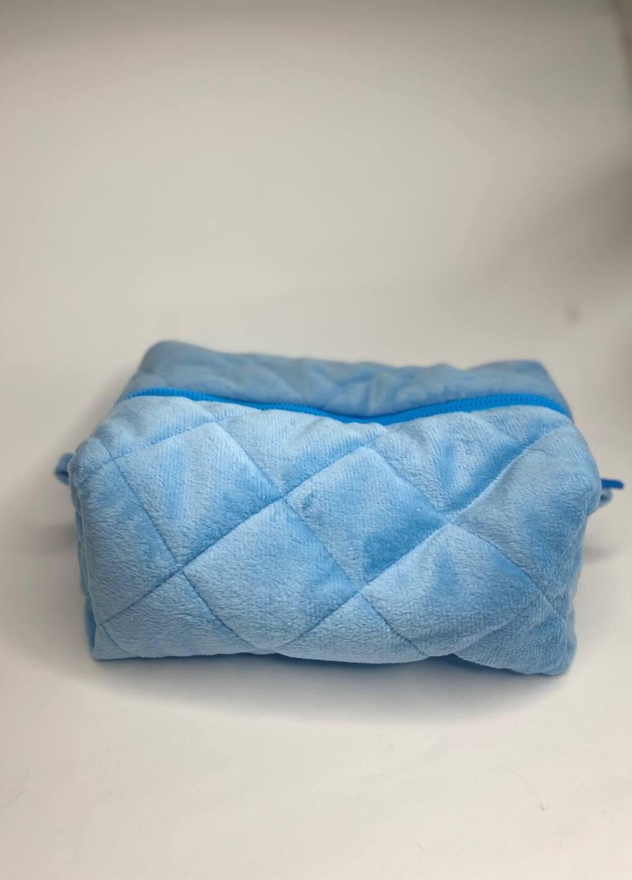 Плюшевая косметичка голубая No Brand (270846044)