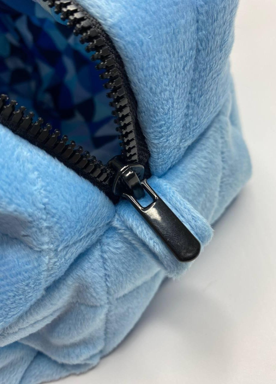 Плюшевая косметичка голубая No Brand (270846044)