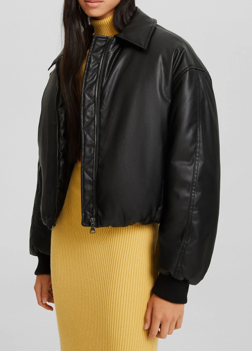 Черная демисезонная куртка Bershka