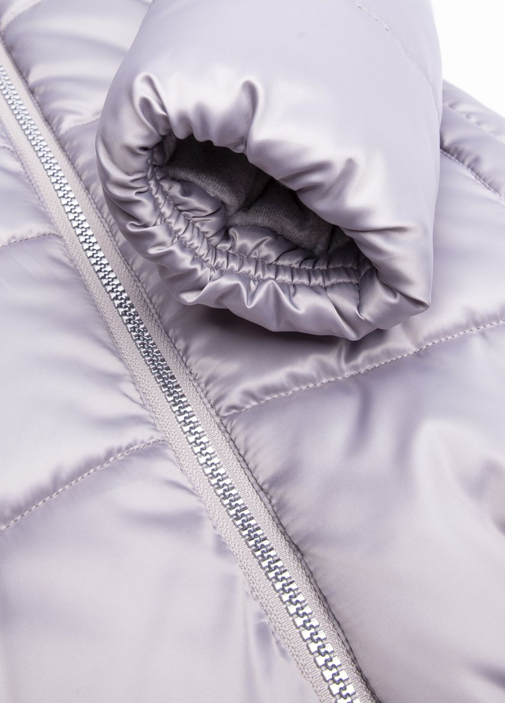 Серебряная зимняя куртка Coccodrillo