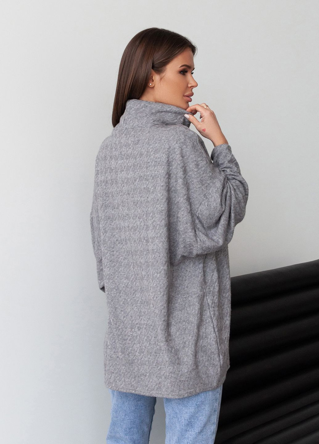 Сірий демісезонний светри ISSA PLUS 14385