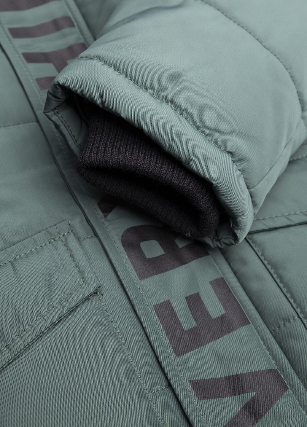 Оливкова (хакі) зимня куртка Coccodrillo