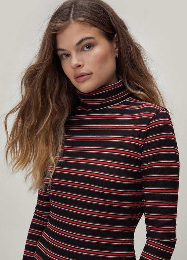 Черное платье Nasty Gal