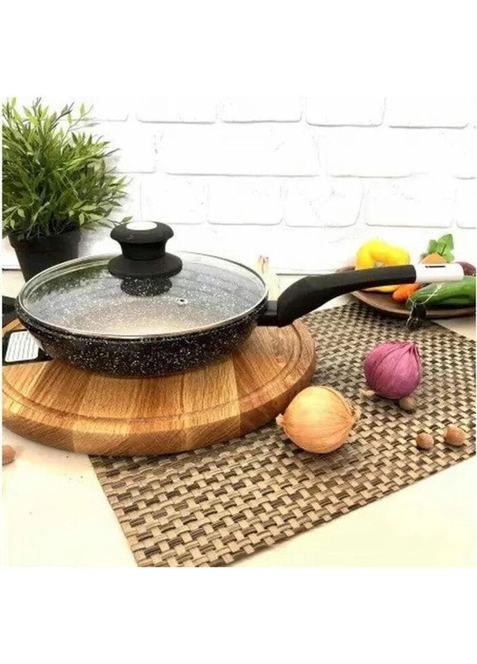 Сковорода с крышкой универсальная EB-4134 24 см Edenberg (271545877)