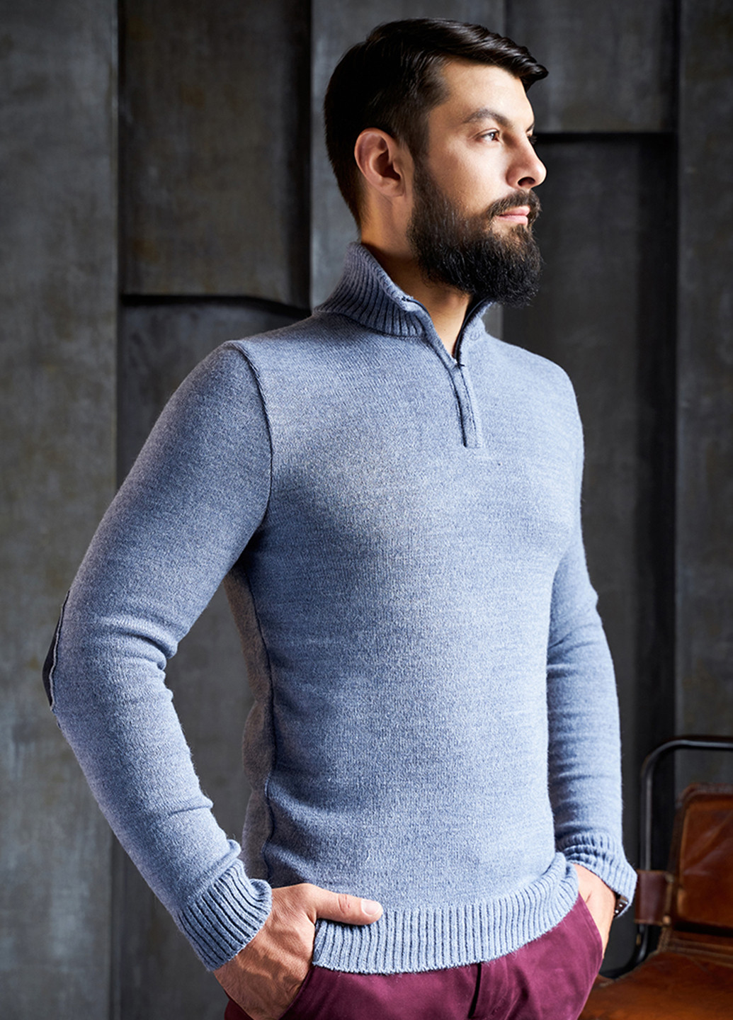 Сіро-голубий чоловічий еластичний светр з коміром на блискавці SVTR