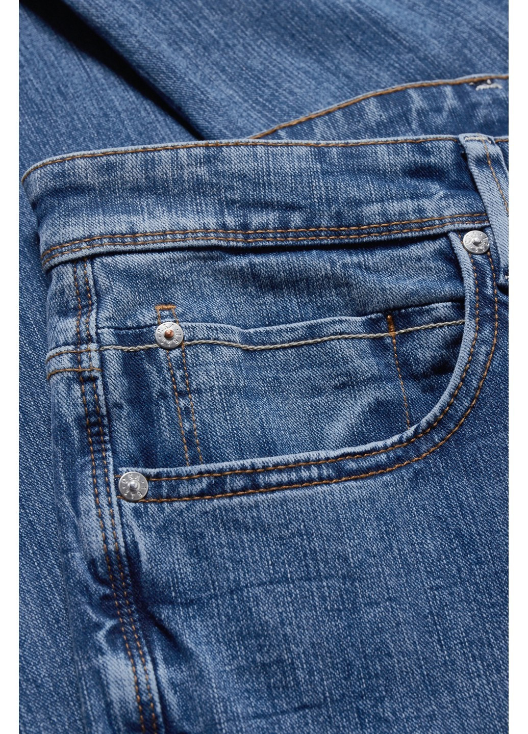 Синие демисезонные джинсы C&A