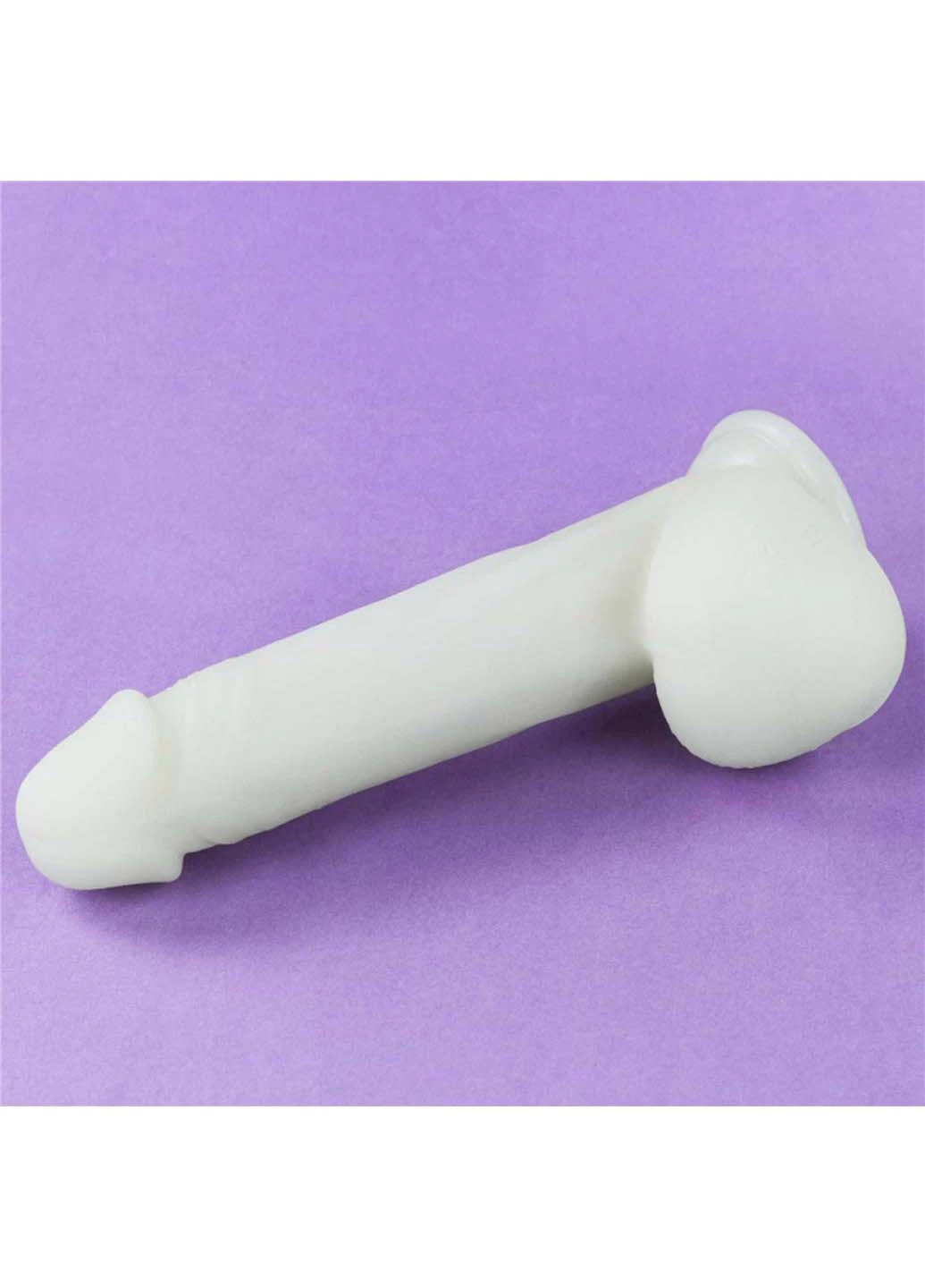 Фаллоимитатор светящийся Lumino Play Silicone Dildo 8.0 Lovetoy (271841112)