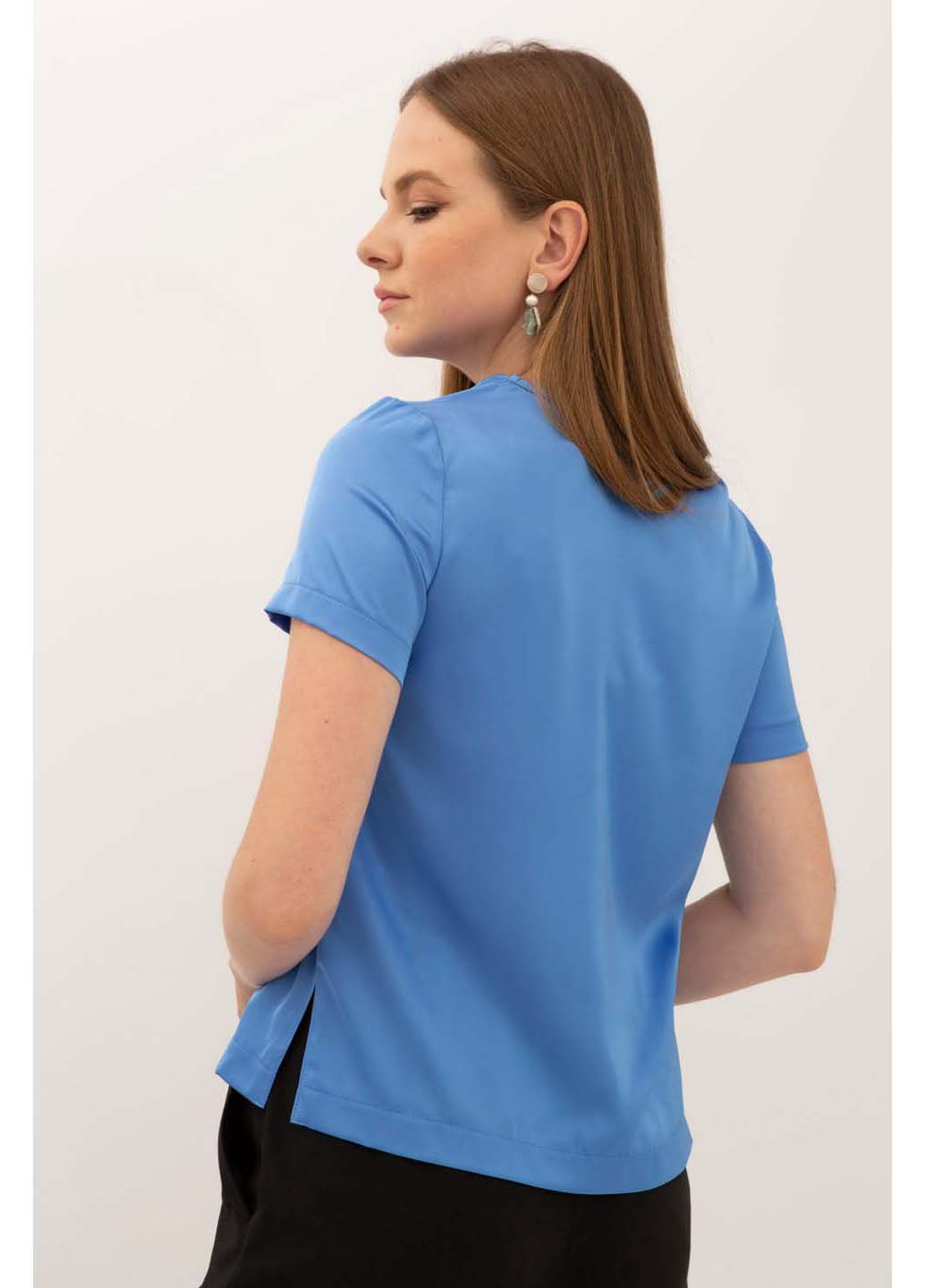 Голубая демисезонная блуза Lesia Ламін 212