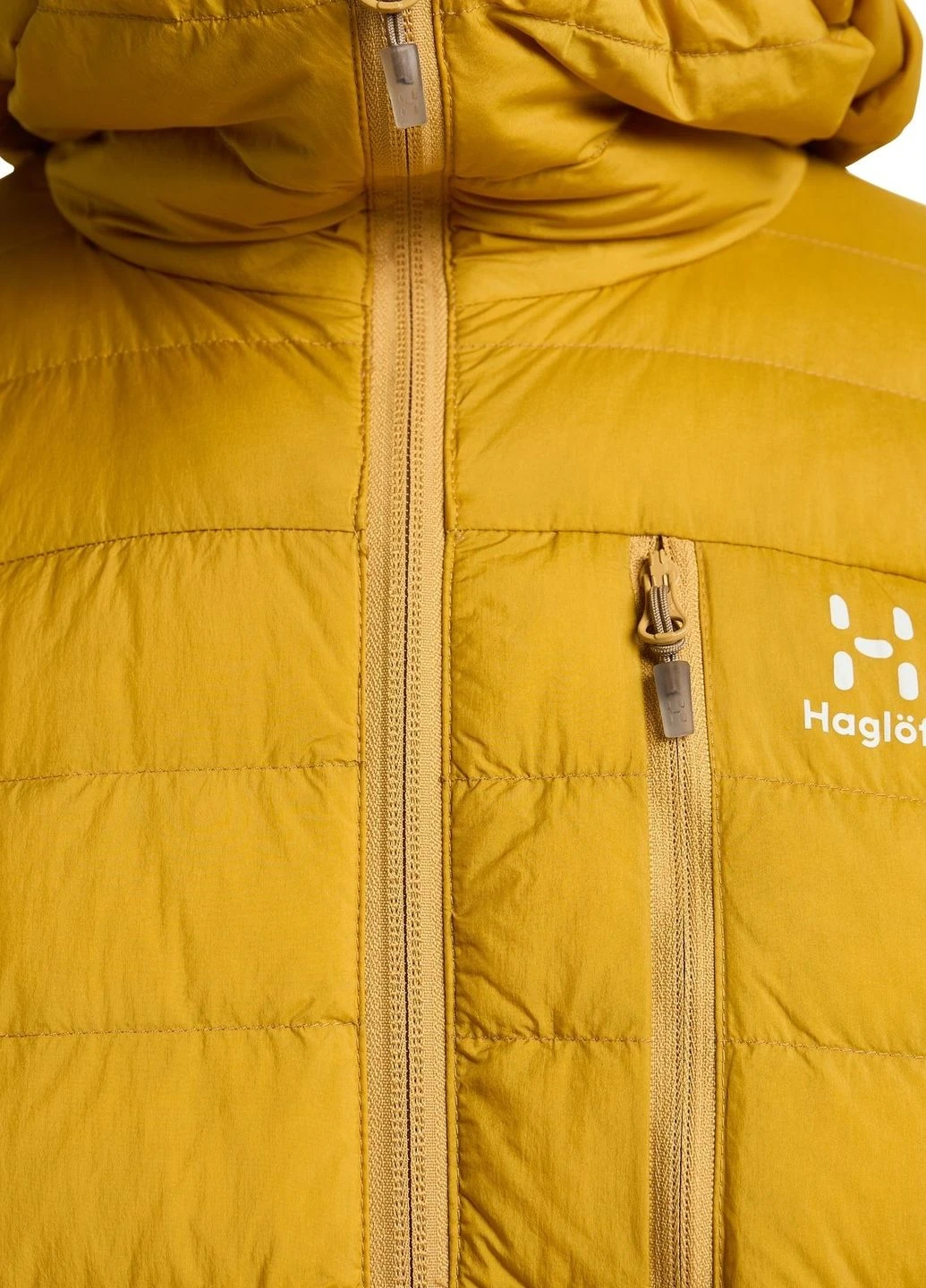 Коричнева куртка Haglofs