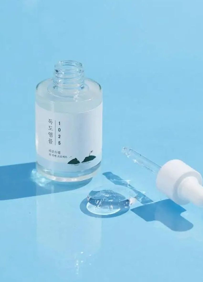 Увлажняющая сыворотка для чувствительной кожи 1025 Dokdo Ampule 45 g Round Lab (272798678)