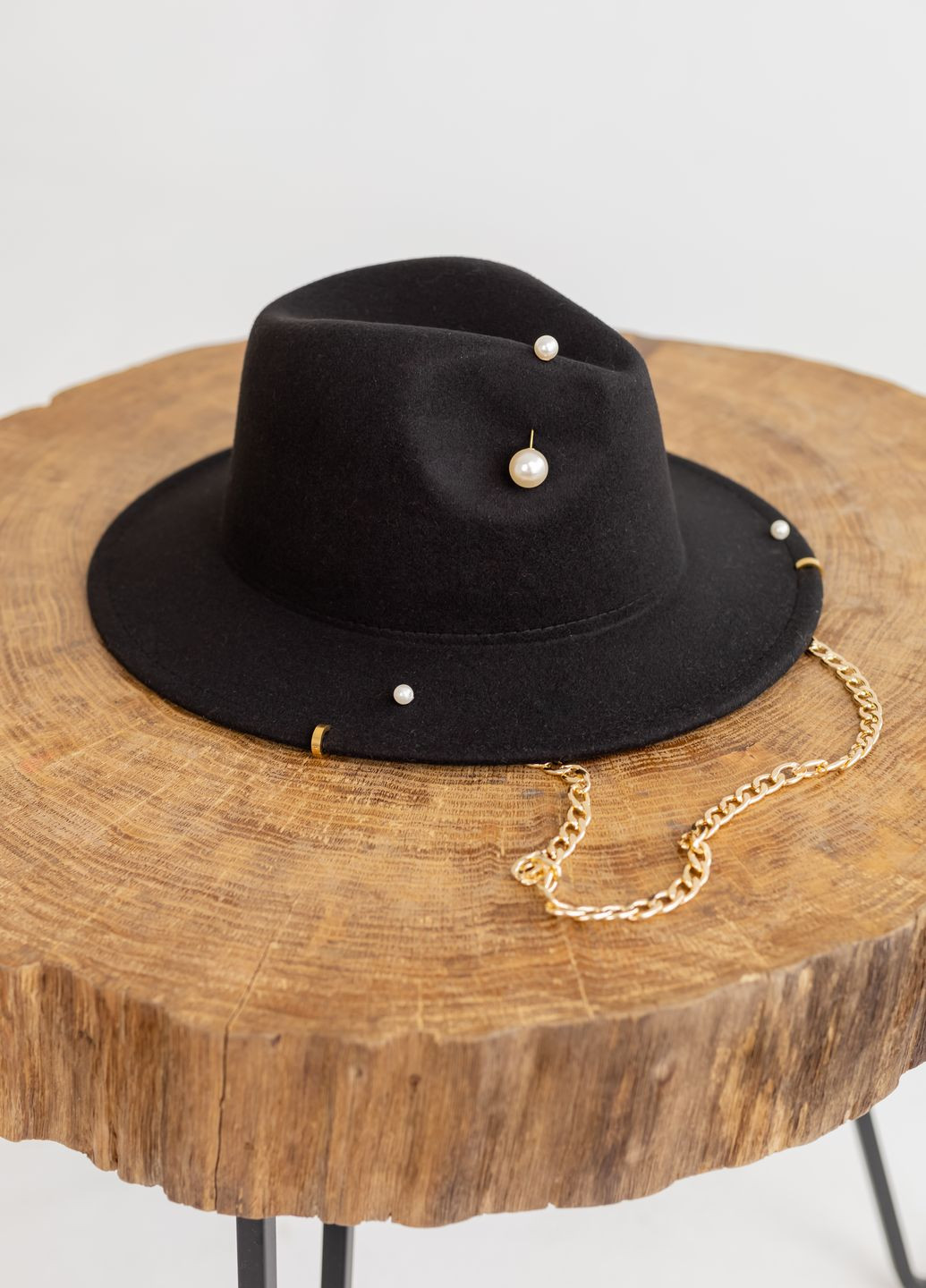 Шляпа Федора с цепочкой и пирсингом черная с регулировкой размера No Brand (272821442)