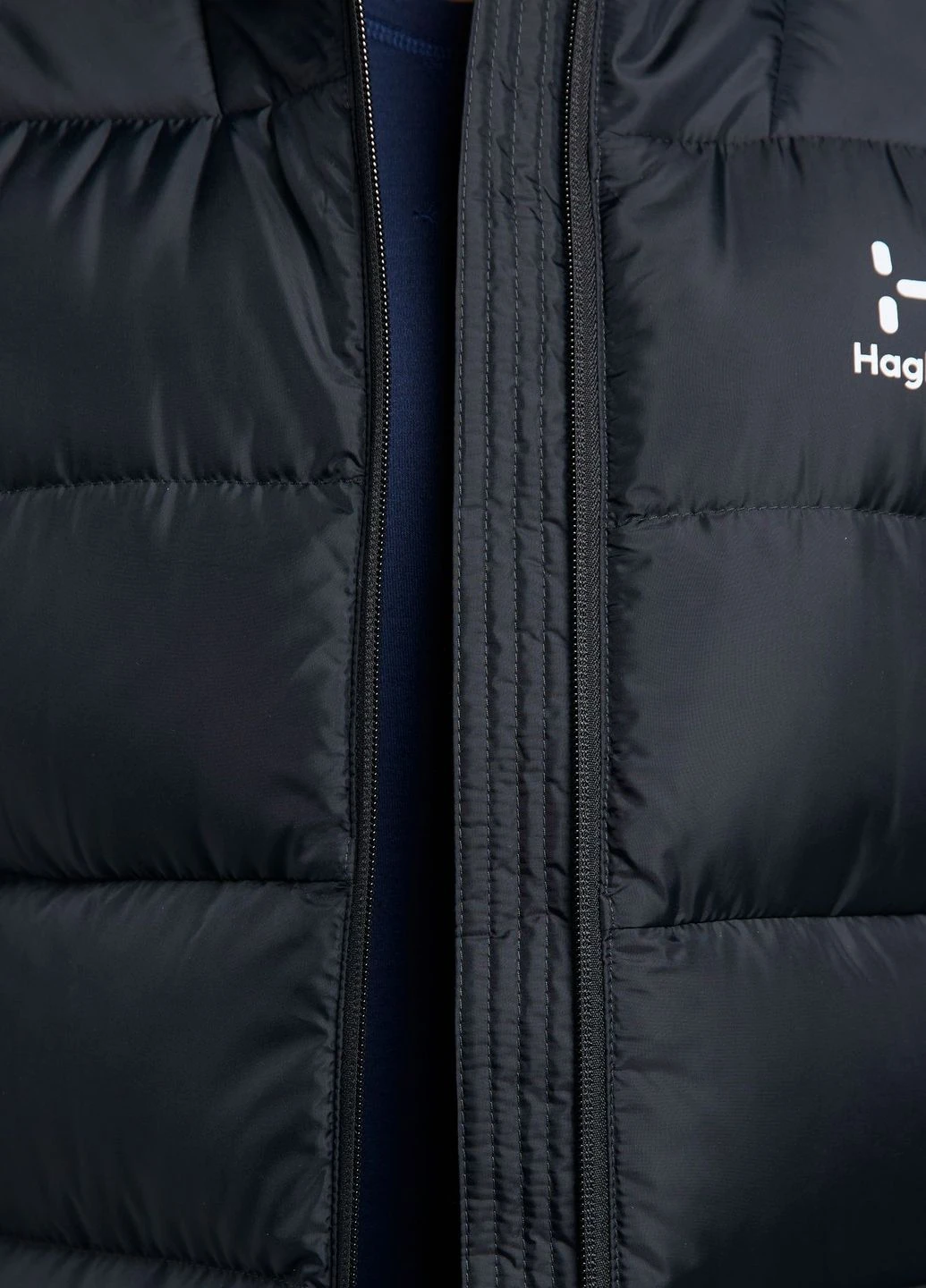 Чорна куртка Haglofs